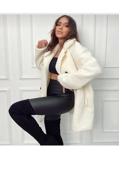 bm bessomoda fashion boutique Dámský bílý plyšový kabát Wellsoft na knoflíky