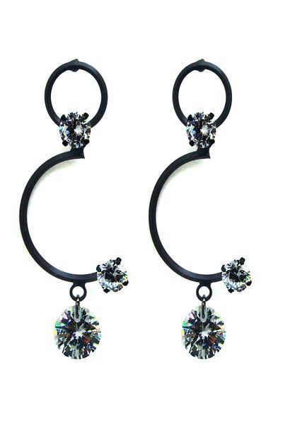 Rednose Black Zircon Stone Earrings