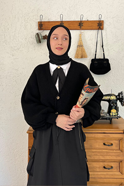 Ceylan Otantik Siyah Balon Kol Triko Hırka