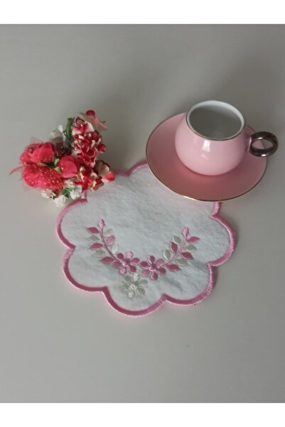 İNCİ ÇEYİZ 6 قطع من منديل الكوكتيل المطرز على الجانب من اللباد وقاعدة أكواب