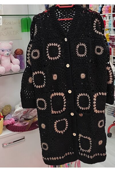 Kevser nur tuhafiye Hand-knitted cardigan tunic