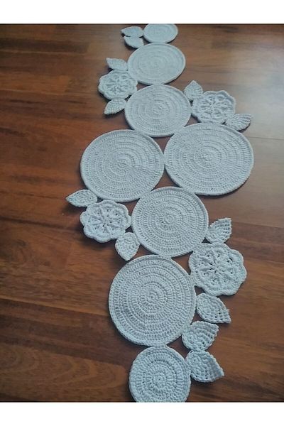 Kevser nur tuhafiye Runner tricotat manual