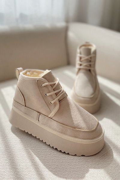 POLKA STORE Άνετα γυναικεία μποτάκια Ultra Mini Platform με γούνινη επένδυση με χοντρή σόλα μπεζ γυμνό δέρμα εκρού με κορδόνια