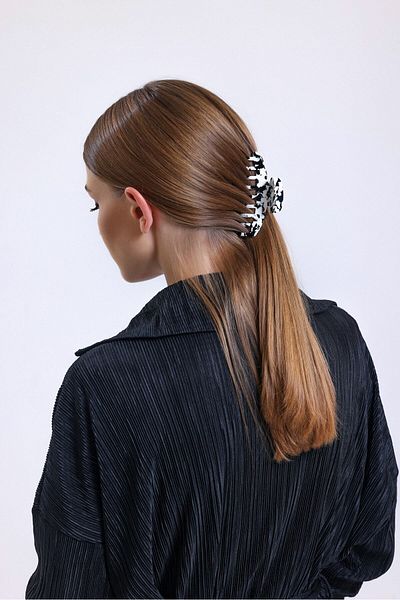 Roberta Lorenz Black and White Marble Patterned Latch Buckle, Quality Bone Material