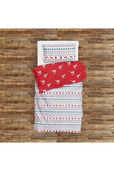 The Lucid Lab Kırmızı Geyikli Yılbaşı Çift Taraflı Nevresim Takımı - 160 Cm X 220 Cm