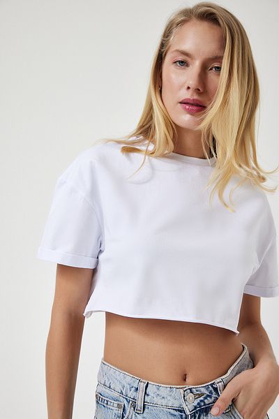 Happiness İstanbul Tricou alb tricotat crop de bază cu decolteu rotund pentru femei HW00004