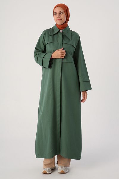 ALLDAY Nefti Abaya mit spitzem Kragen und versteckter Knopfleiste