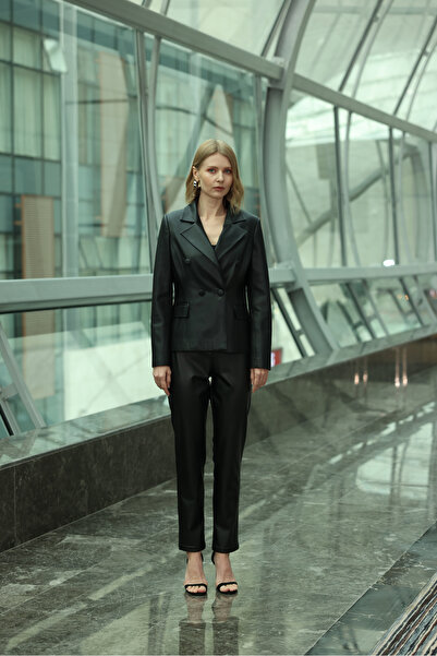 Oilemaperla Kısa Blazer Deri Ceket