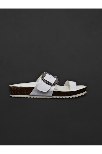 COMFORT OF PANTOFOLE Λευκές σαγιονάρες με σόλα από φελλό με μεγάλη πόρπη