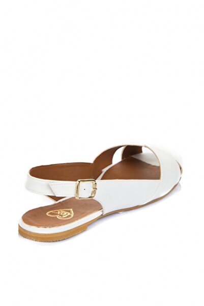 Fox Shoes Białe sandały damskie 9726106609