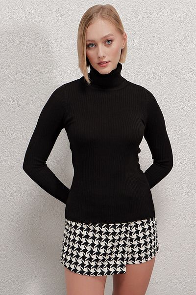 hazelin Women's Black Turtleneck Corduroy Knitwear Turtleneck Sweater Hzl22w-bd1445001