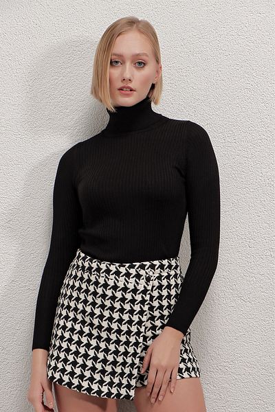 hazelin Women's Black Turtleneck Corduroy Knitwear Turtleneck Sweater Hzl22w-bd1445001