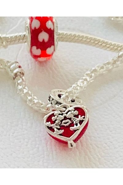 Lovecharm Mickey and Minnie Heart Pattern Charm