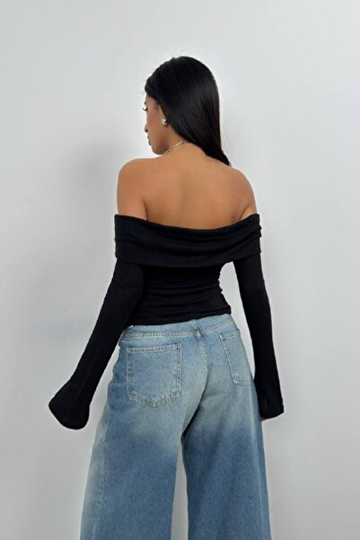 lovebox Жіноча чорна блузка з драпірованим коміром 24S15015