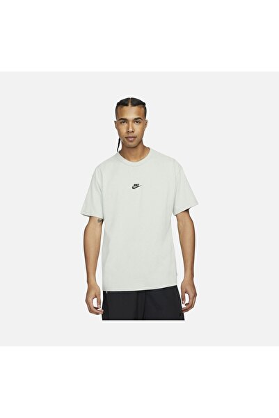 Nike Sportswear Premium Essentials Short-Sleeve Erkek T-shirt DO7392-030