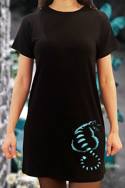 Kurun's Collection Rochie tricou din bumbac lycra negru cu mânecă scurtă cu imprimeu Alice's Cat