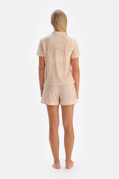 Dagi Pyjama-Set mit beigefarbenem Hemd und Shorts mit Zebramuster
