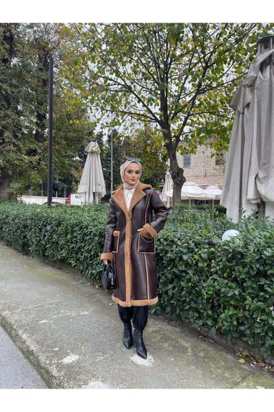 Garzia İtalia معطف من الصوف الصناعي مع تفاصيل خياطة طويلة