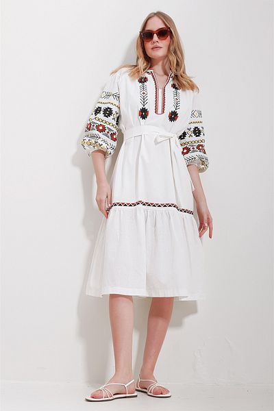 Trend Alaçatı Stili Women's White Judge Collar Balloon Sleeve Lined With Belt Embroidery Embroidered Dress ALC-X11571