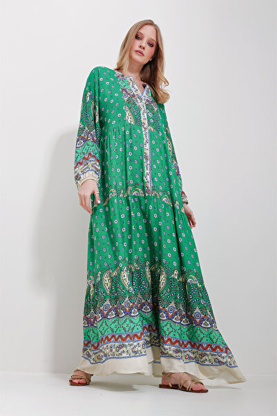 Trend Alaçatı Stili Damska zielona sukienka maxi z kołnierzem sędziowskim i wzorzystym wzorem ALC-X11593