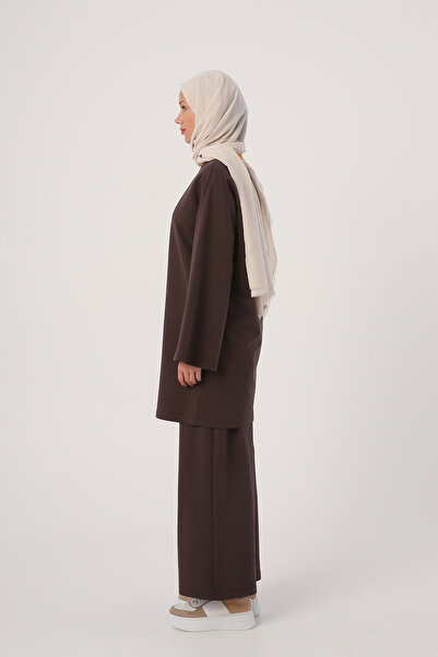 ALLDAY Keserűbarna, kétszínű kamisole zsebes, részletes napi öltöny