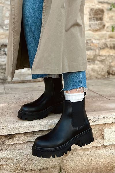 POLKA STORE Chelsea Elastic Side Bands Thick Sole Comfortable Elastic Matte Leather Black Short Mini Women's Boots