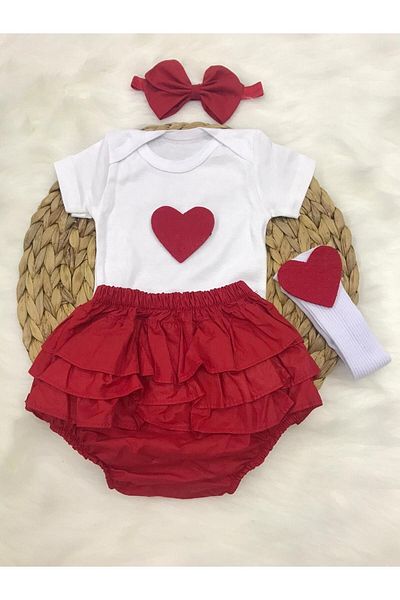 ŞAPKAKİDS Red Heart Patterned Baby Girl Shorts Bandana and Bodysuit Set