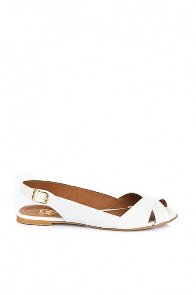 Fox Shoes Weiße Damensandalen 9726106609
