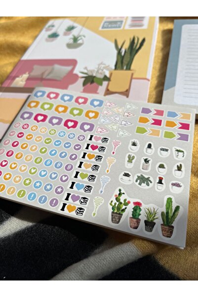 LaTua Design Book Agenda Book Nerd Latua