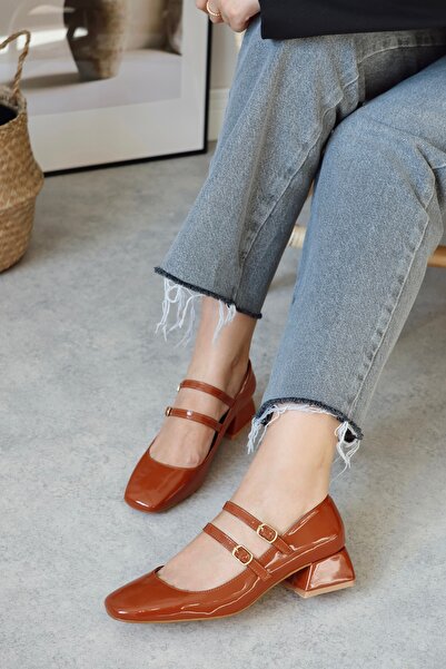 POLKA STORE Women's Mary Jane Tan Patent Leather Closed Back Double Tape Square Toe Hard Hat Short Block Heeled Shoes