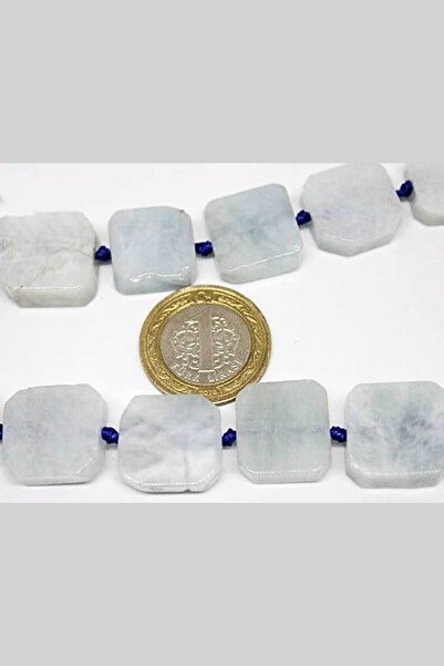 Yasamtohumu Akvamarin kamen u obliku komada