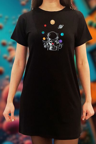 Kurun's Collection Rochie tricou din bumbac Lycra, cu mânecă scurtă, imprimată cu planete și astronaut