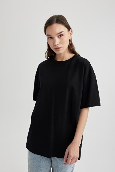 DeFacto Oversize Wide Fit tričko s krátkým rukávem a výstřihem V4136Az24Sp