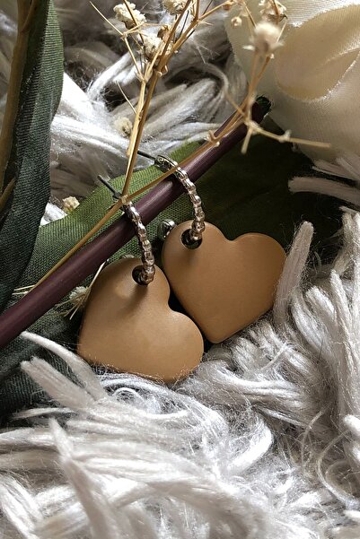 Leerybee Matte Milk Coffee Color Antiallergic Heart Earrings