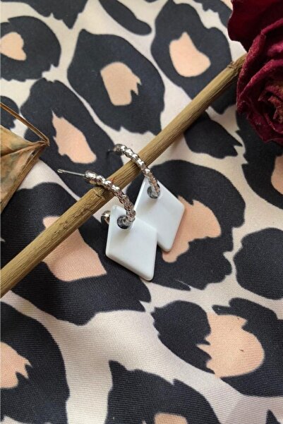 Leerybee Bright White Color Antiallergic Tile Earrings