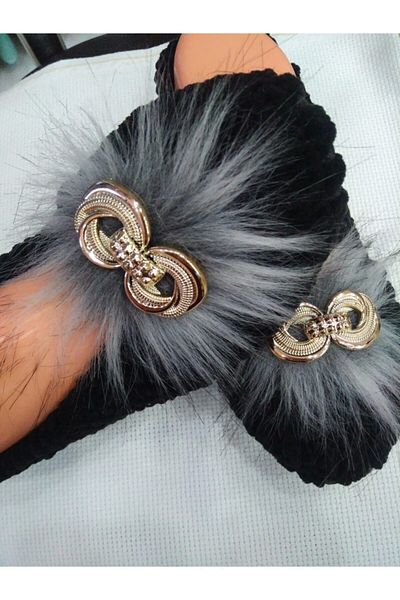 Kevser nur tuhafiye Hand Knitted Velvet Booties