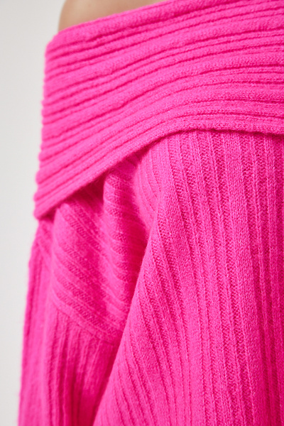 Happiness İstanbul Fuchsiafarbener Strickpullover mit Madonna-Kragen für Damen PF00049