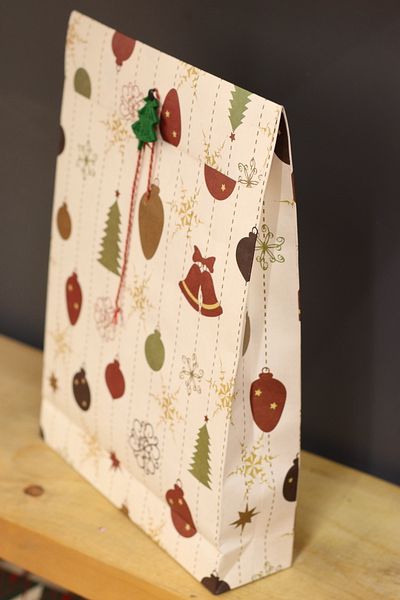 demontecraft Gift wrap gift bag paper bag Felt bag 2 pieces 37x26x7