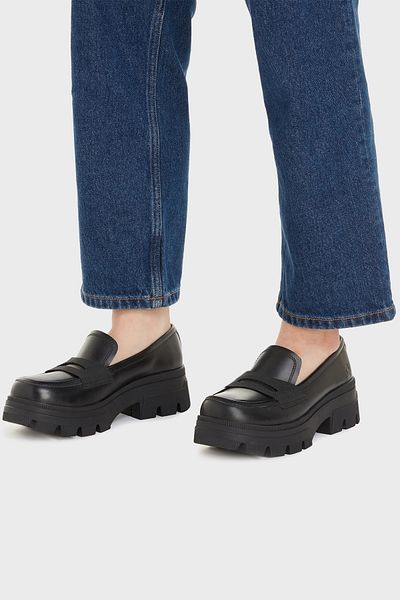 Calvin Klein Kožený mokasín na platforme - YW0YW 011200 Model topánok GT