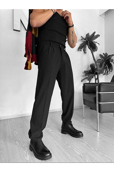 THEMANN Baggy Pleated Black Pipe Leg Trousers