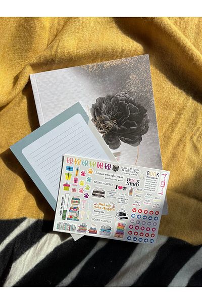 LaTua Design One More Chapter Book Agenda