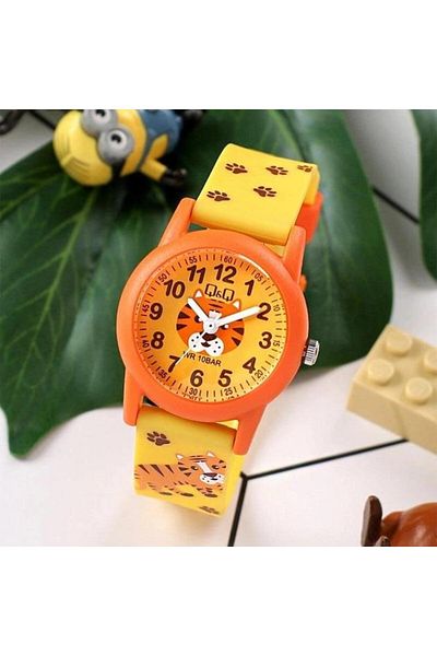 Q&Q V22A-016Vy Yellow Silicone Cord Children's Wristwatch with Numbers