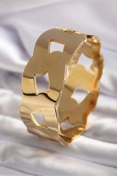 Only Vogue 2 Years Warranty Certified Steel Cuff Bracelet