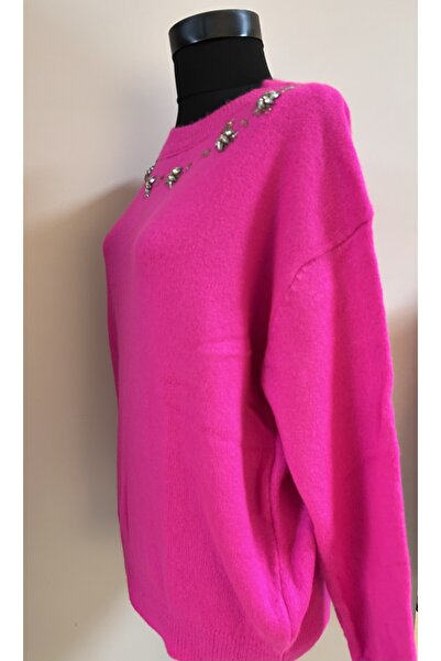 LİLA EXCLUSİVE TAŞ DETAYLI FUŞYA BİSİKLET YAKA KAZAK