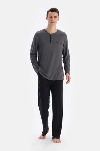Dagi Smoked Groom Set – Dreifach-Pyjama-Set mit T-Shirt, Hose und Shorts