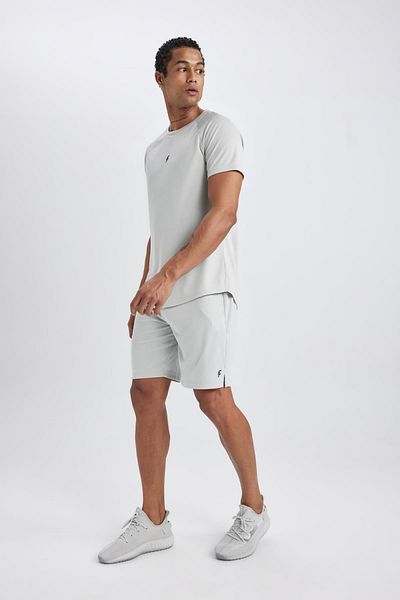 DeFacto Fit Slim Fit Standard-Bein-Shorts für Sportler – V3030az24sp