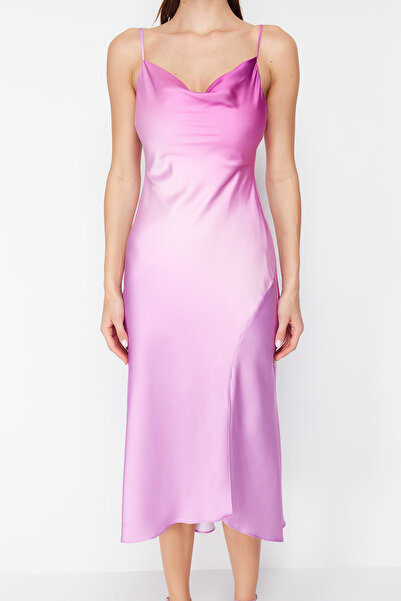 Trendyol Collection Színátmenetes mintás rózsaszín és tarka szatén estélyi ruha - bélelt estélyi ruha TPRSS19BB0058