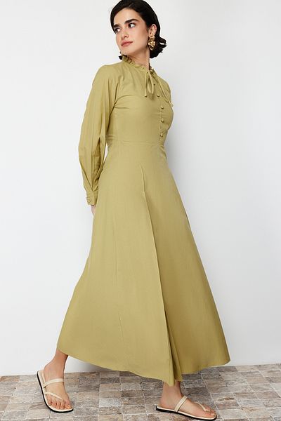 Trendyol Modest Khaki tkané šaty s detailem kravaty - zapínání, TCTSS24EB00149