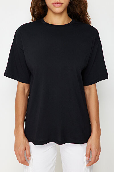 Trendyol Collection Black Crew Neck 100% bavlna Wide Fit tričko - TWOSS20TS0134