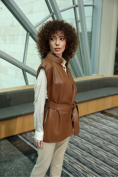 Oilemaperla Leather Vest